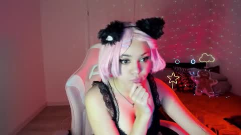 Erica online show from 01.08.25