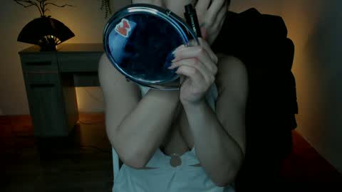 Snapshot of ericapowers chatting on 12.04.24 EricaPowers online show from 12.04.24