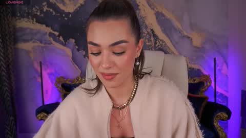 Snapshot of ericasin chatting on 10.29.25 Erica online show from 10.29.25