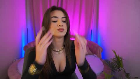 Snapshot of ericasin chatting on 11.26.25 Erica online show from 11.26.25