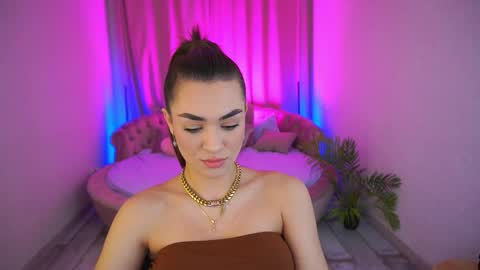 Snapshot of ericasin chatting on 11.28.25 Erica online show from 11.28.25