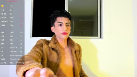 Snapshot of erick_velveth chatting on 05.11.26 erick online show from 05.11.26