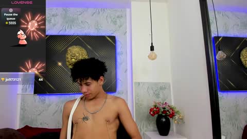 Snapshot of erick_zhimerman chatting on 01.21.25 online show from 01.21.25