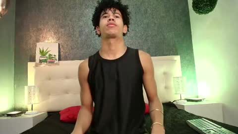 Snapshot of erick_zhimerman chatting on 03.06.25 online show from 03.06.25