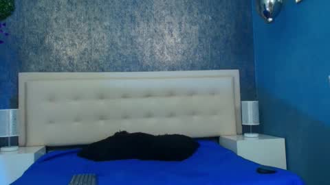 Snapshot of erick_zhimerman chatting on 09.13.25 online show from 09.13.25