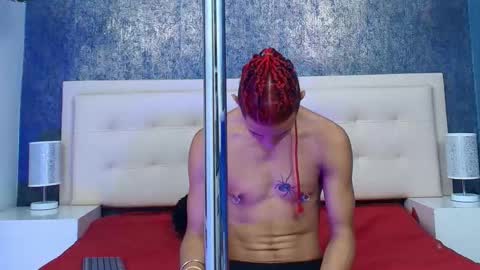 Snapshot of erick_zhimerman chatting on 10.03.25 online show from 10.03.25