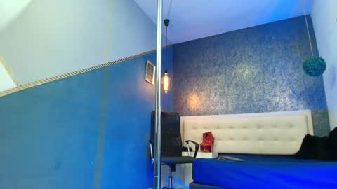 Snapshot of erick_zhimerman chatting on 10.04.25 online show from 10.04.25