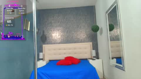 Snapshot of erick_zhimerman chatting on 11.19.25 online show from 11.19.25