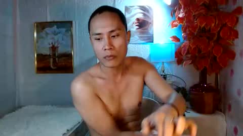 erickashotcum online show from 04.18.26