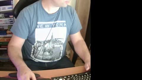 Snapshot of erik_dapper chatting on 11.07.25 Erik Dapper online show from 11.07.25