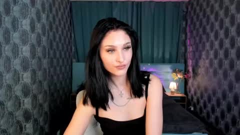 Snapshot of erika_flame chatting on 03.09.25 erika_flame online show from 03.09.25