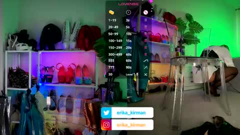Snapshot of erika_kirman chatting on 10.07.25 Erika online show from 10.07.25