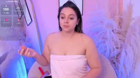 Erika Mendez online show from 11.22.25