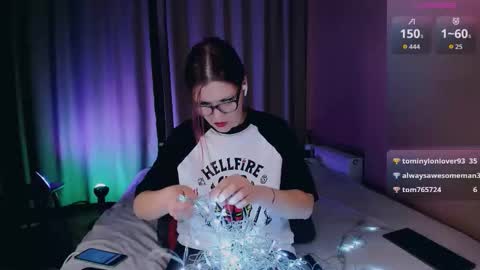 Snapshot of erika_with_love chatting on 12.04.25 Erika online show from 12.04.25