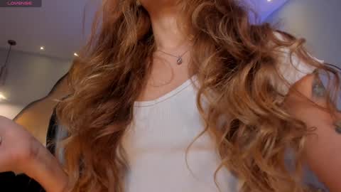 Snapshot of erikabenz chatting on 02.05.25 Erika Benz online show from 02.05.25