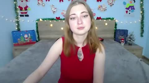 Snapshot of erikafanks chatting on 01.05.25 erikafanks online show from 01.05.25