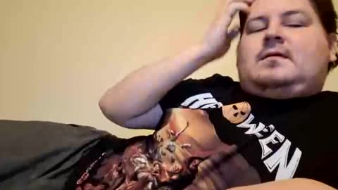 Snapshot of erikstar chatting on 01.19.25 erikstar online show from 01.19.25