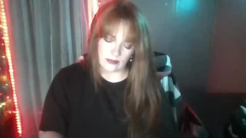 Erinlove online show from 01.08.25