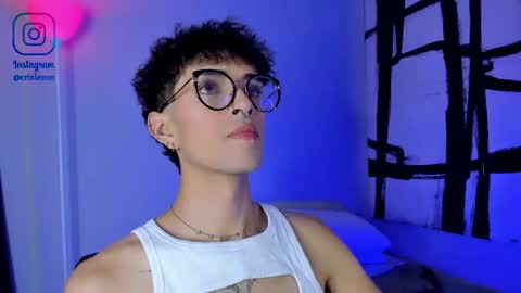   online show from 11.04.25