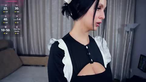 Snapshot of erlinefairall chatting on 11.10.25 Erline and Monica online show from 11.10.25