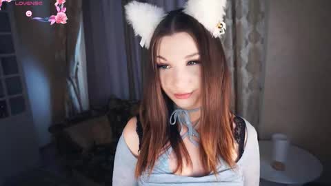 Snapshot of erlinefairall chatting on 11.12.25 Erline and Monica online show from 11.12.25