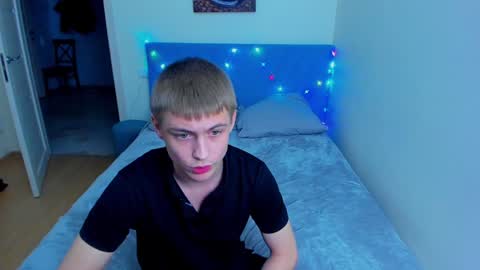 Snapshot of ermak_reborn chatting on 12.11.24 Max online show from 12.11.24