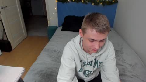 Snapshot of ermak_reborn chatting on 01.19.25 Max online show from 01.19.25