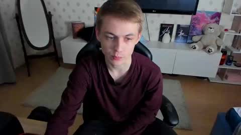 Snapshot of ermak_reborn chatting on 02.06.25 Max online show from 02.06.25