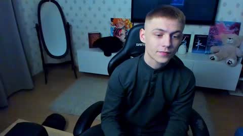 Snapshot of ermak_reborn chatting on 02.07.25 Max online show from 02.07.25