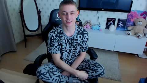 Snapshot of ermak_reborn chatting on 02.09.25 Max online show from 02.09.25