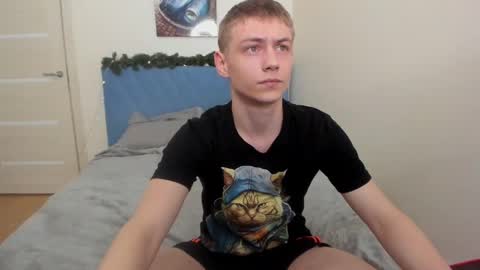 Snapshot of ermak_reborn chatting on 03.04.25 Max online show from 03.04.25