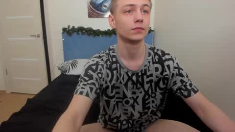 Snapshot of ermak_reborn chatting on 03.08.25 Max online show from 03.08.25