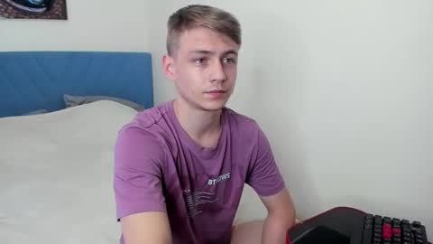 Snapshot of ermak_reborn chatting on 09.10.25 Max online show from 09.10.25