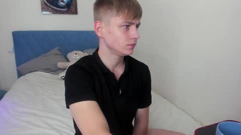 Snapshot of ermak_reborn chatting on 09.11.25 Max online show from 09.11.25