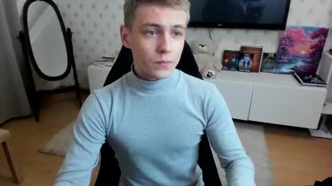 Snapshot of ermak_reborn chatting on 11.06.25 Max online show from 11.06.25