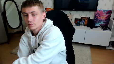 Snapshot of ermak_reborn chatting on 11.09.25 Max online show from 11.09.25