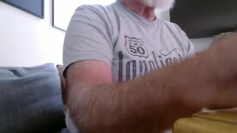 Snapshot of eros2121 chatting on 09.25.25 eros online show from 09.25.25