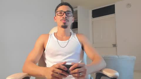 eros_becker_ online show from 05.11.26