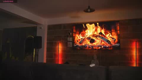 Snapshot of eros_dark_ chatting on 04.05.26 EROS DARK online show from 04.05.26