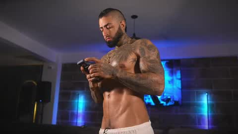 Snapshot of eros_dark_ chatting on 04.08.26 EROS DARK online show from 04.08.26