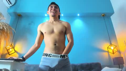 Eross online show from 02.25.26