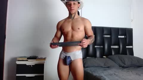 Snapshot of erosscott chatting on 01.16.26 Eros online show from 01.16.26