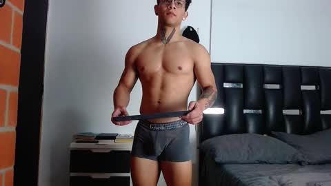 Snapshot of erosscott chatting on 02.07.26 Eros online show from 02.07.26