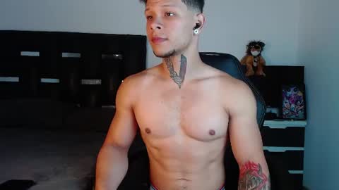 Snapshot of erosscott chatting on 07.06.26 Eros online show from 07.06.26