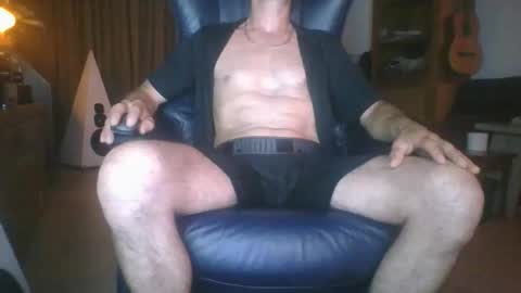 Snapshot of erostja557 chatting on 05.31.26 erostja557 online show from 05.31.26