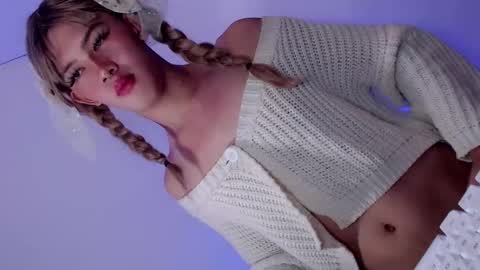 Snapshot of erotic_empress18 chatting on 05.22.26 erotic_empress18 online show from 05.22.26