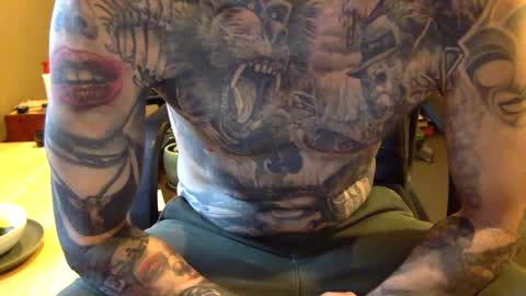 Snapshot of eroticcloseups chatting on 03.07.25 Erotic CloseUps online show from 03.07.25