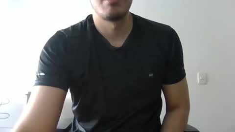 Snapshot of erra311 chatting on 11.19.25 erra311 online show from 11.19.25