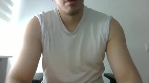 Snapshot of erra311 chatting on 12.17.25 erra311 online show from 12.17.25