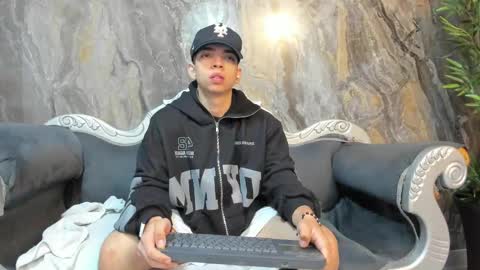 Eryon online show from 09.10.25